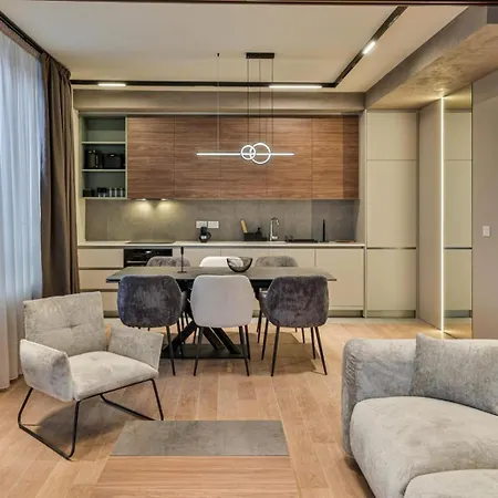Waterfront - Art Apartment