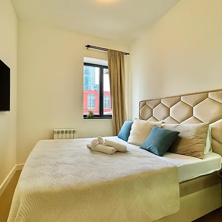 Waterfront - Art * 贝尔格莱德